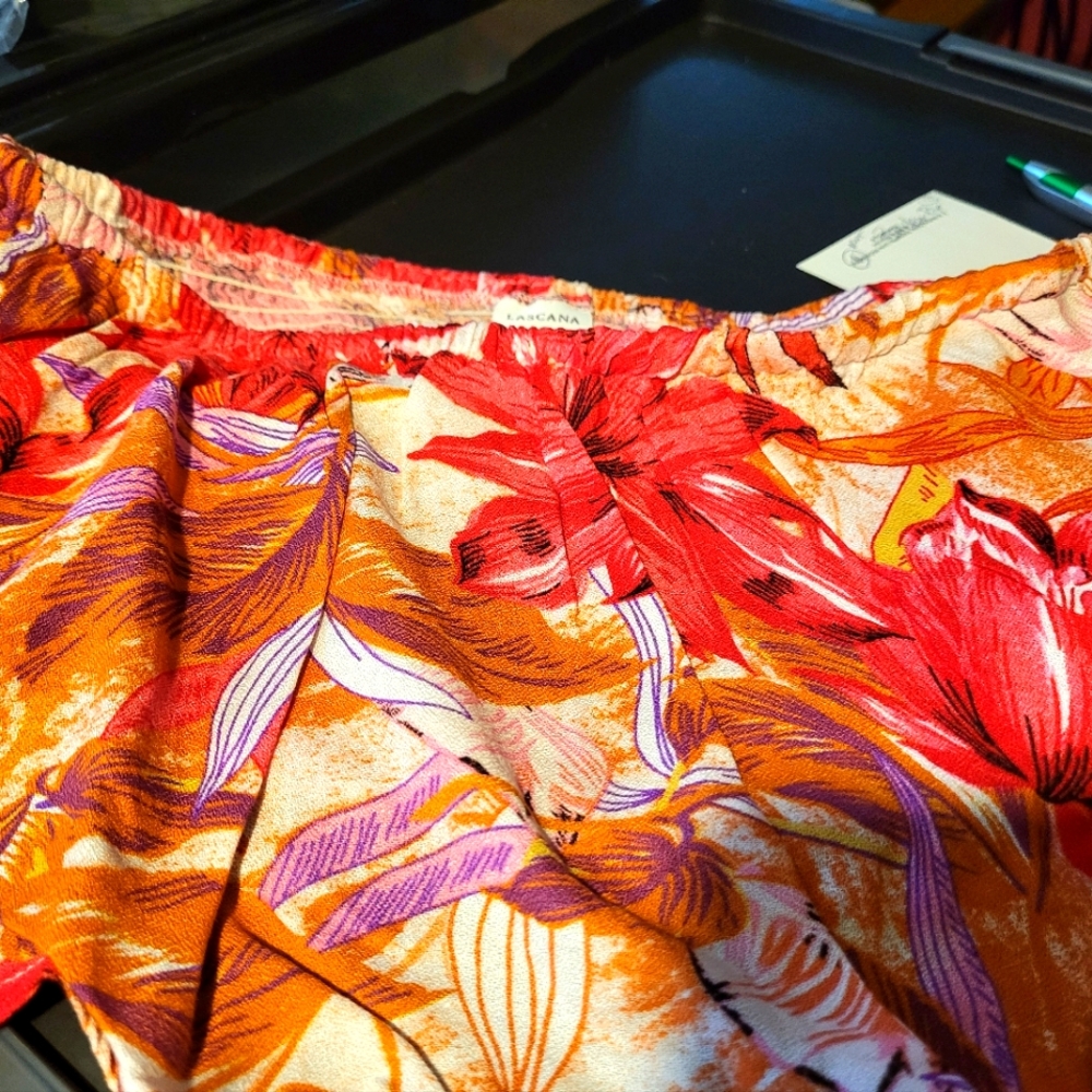 Bandeau NWT tropical tube top